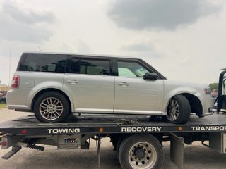 2013 Ford Flex SEL - Exterior Side Passenger